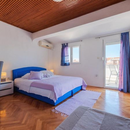 Perica Apartment And Perica Room With Separate Entrance Zadar Eksteriør billede